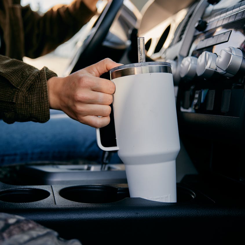 YETI 42 oz Straw Mug