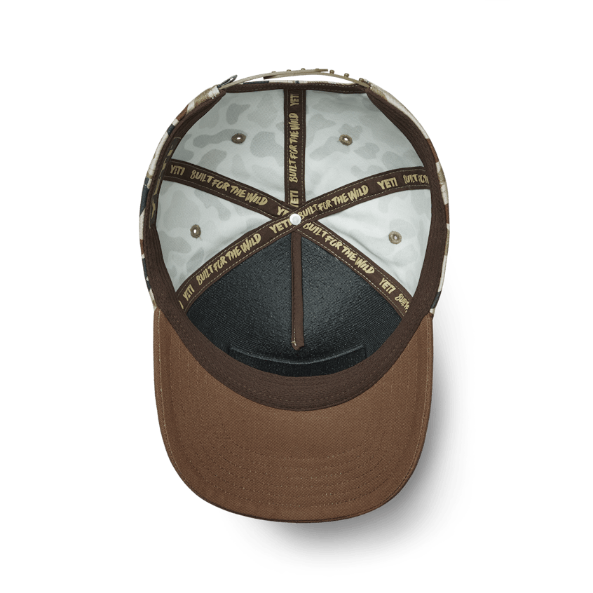 YETIÂ® Wetlands Camo Logo Badge Mid Pro Flat Brim Hat